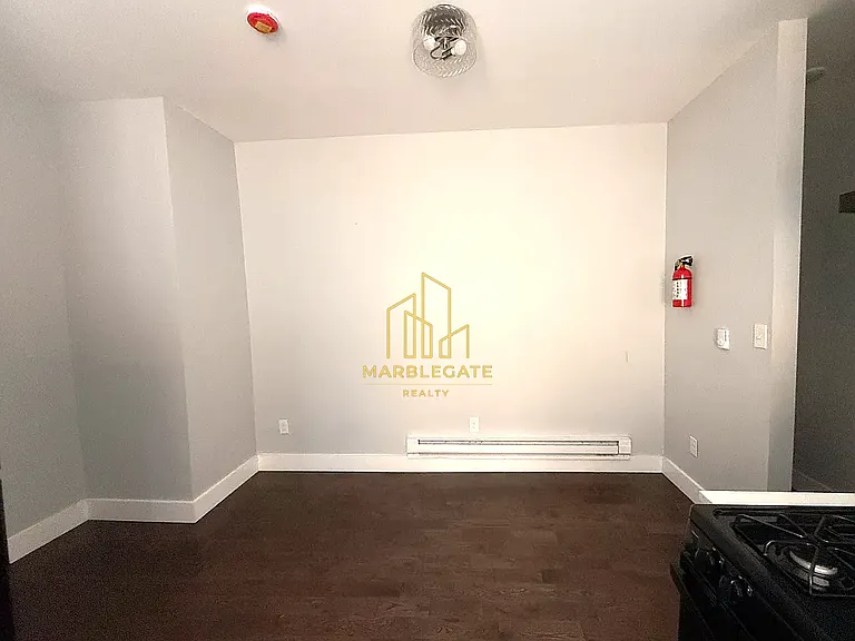 308 Renner Ave #11 — Photo 5