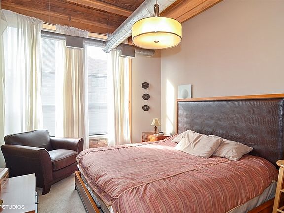 5th image of 1133 S Wabash Ave APT 402