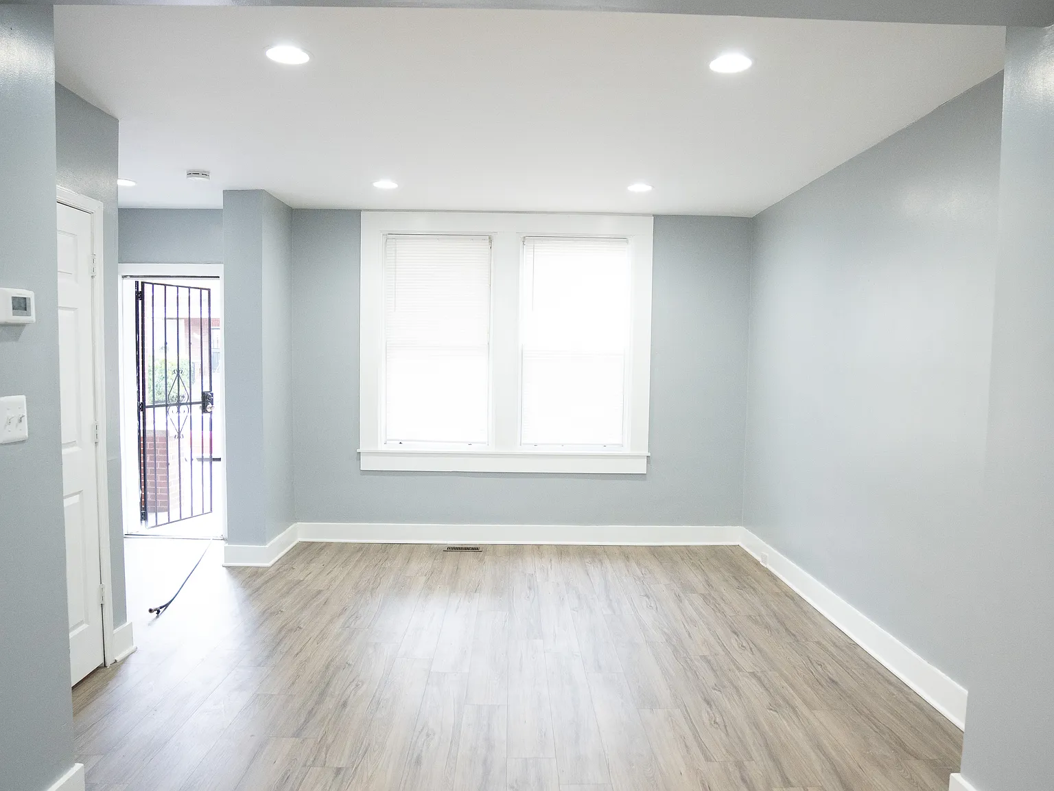 4 bed, 1.5 bath, $1,800 — Photo 3