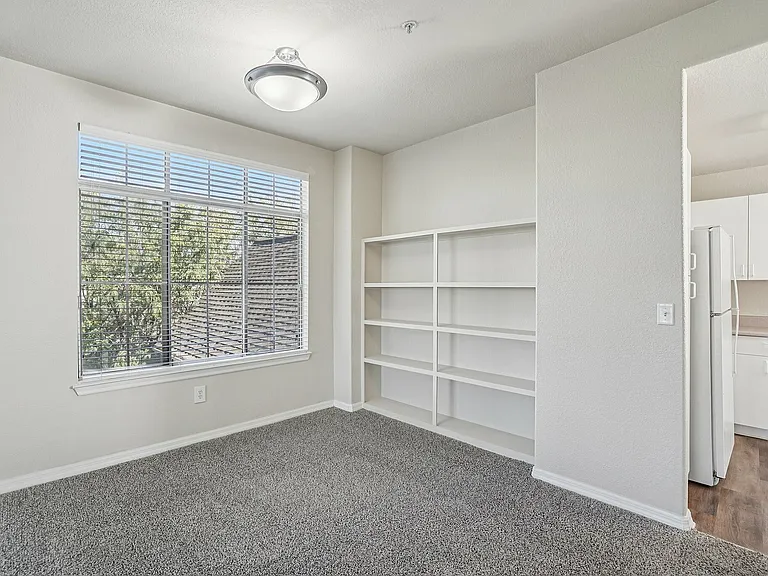 Essex Built in Shelving