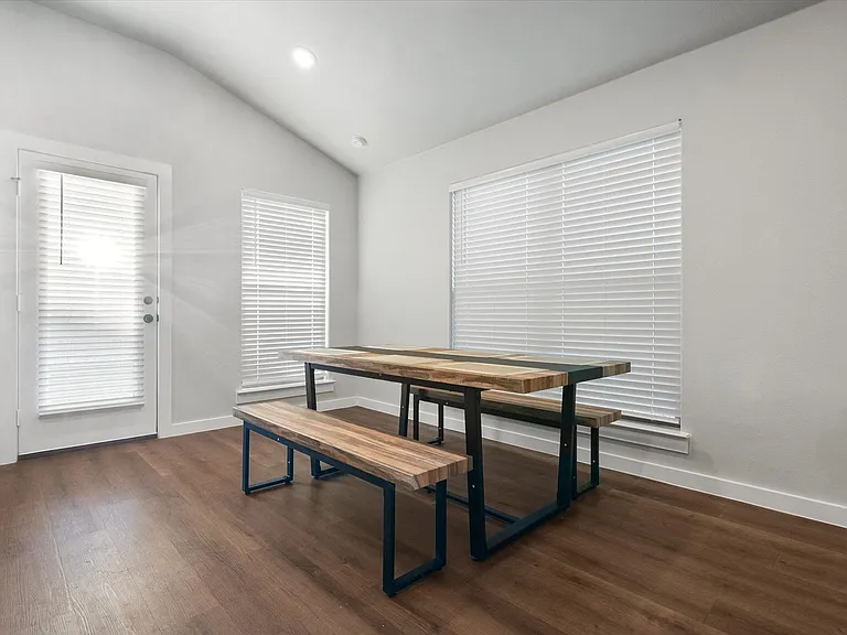 2140 Kokomo Ave — Photo 24