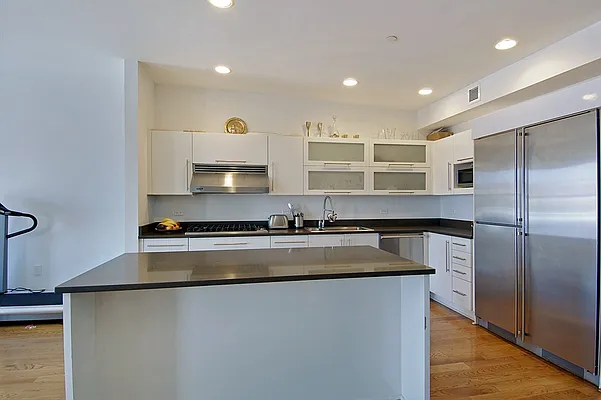 Rented by Corcoran | media 15