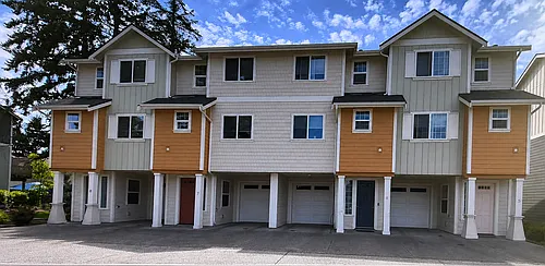 334 9th Ave SE #B-7 Photo 1