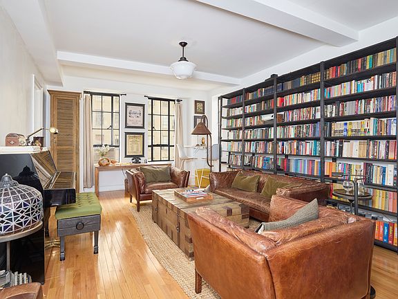 4th image of 340 W 57th St APT 4H