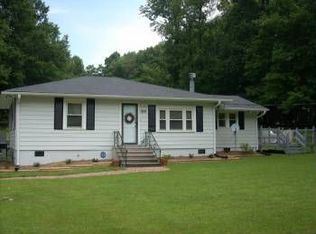 3930 Springbrook Dr, Greensboro, NC 27407