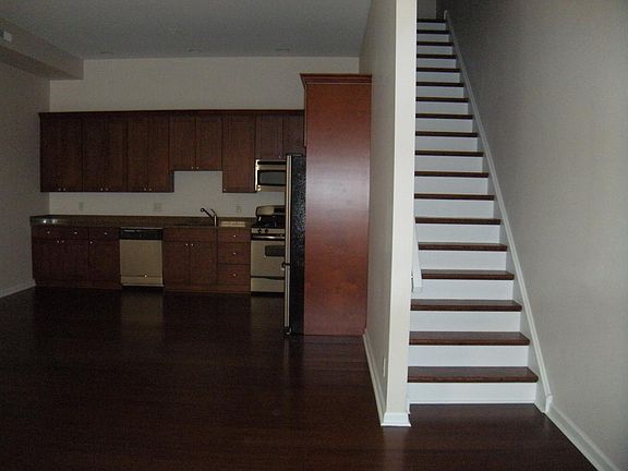 Kitchen/living rm