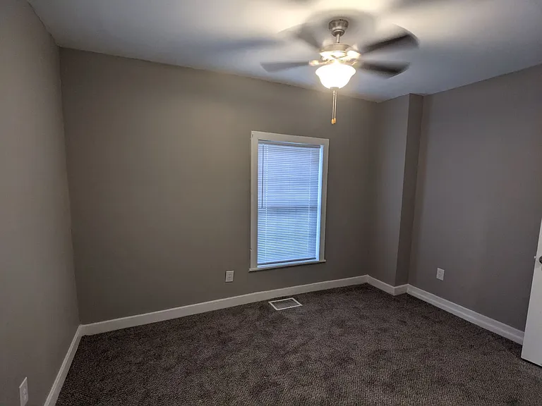 2168 Carrollton Ave — Photo 10