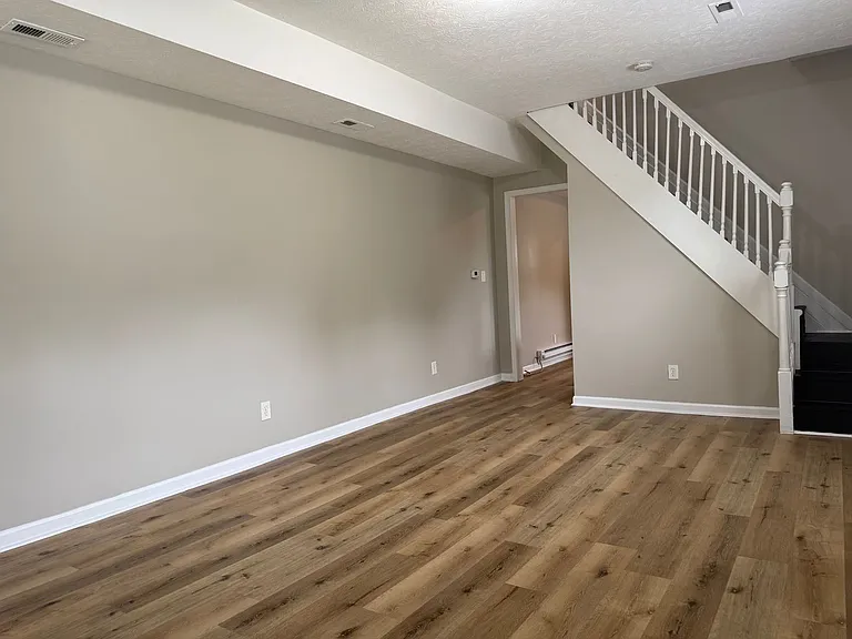2018 Boyd Ave — Photo 6