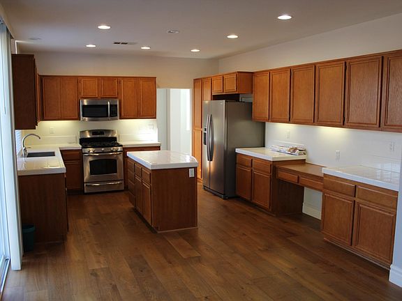 4th image of 35703 Date Palm St