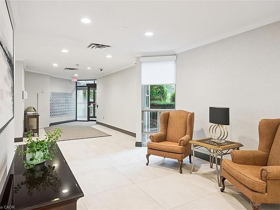 4th image of 5080 Pinedale Ave #1105