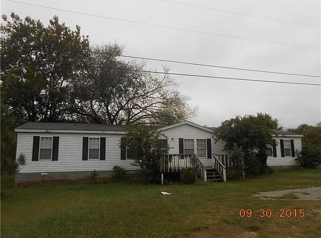 1st image of 105 Nelson St