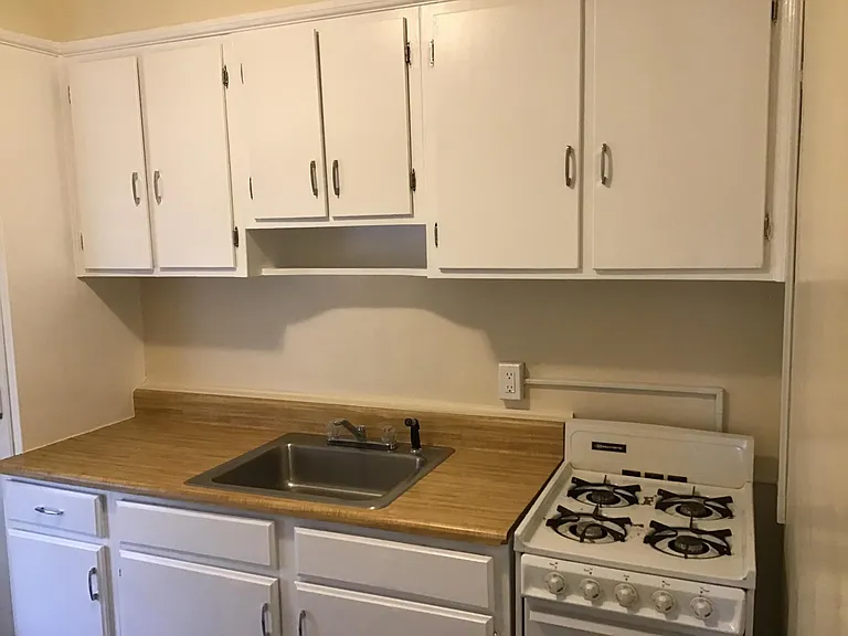 38 W State St #C6 — Photo 10