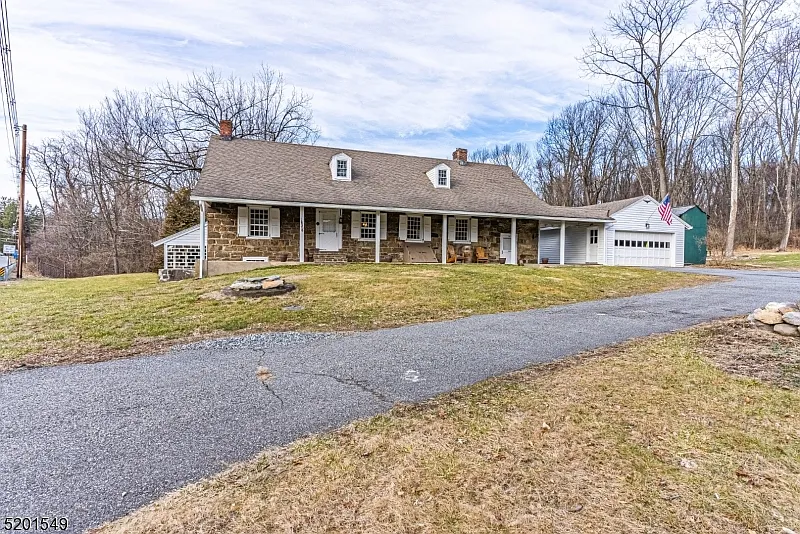 292 Route 202 photo 1
