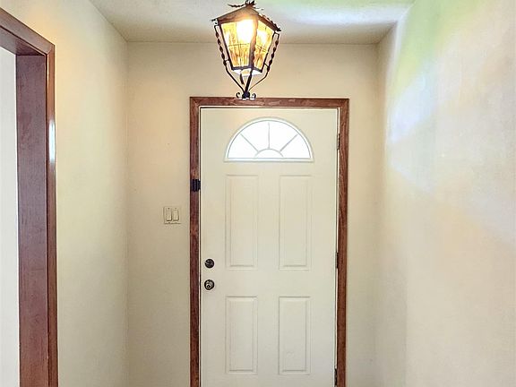 2nd image of 2410 Bradford St