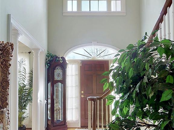 4th image of 130 Beechwood Dr