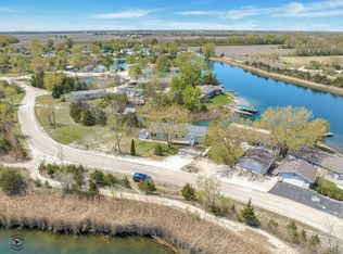 18530 W 3000n Rd, Reddick, IL 60961