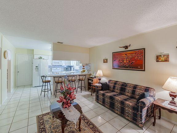 4th image of 10315 Ellenwood Way