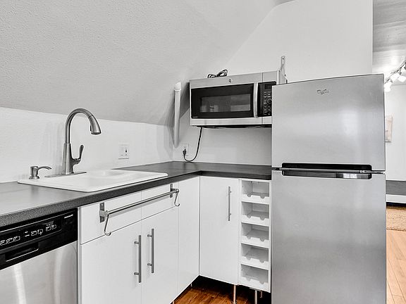 2nd image of 325 Detroit St #325-317-323