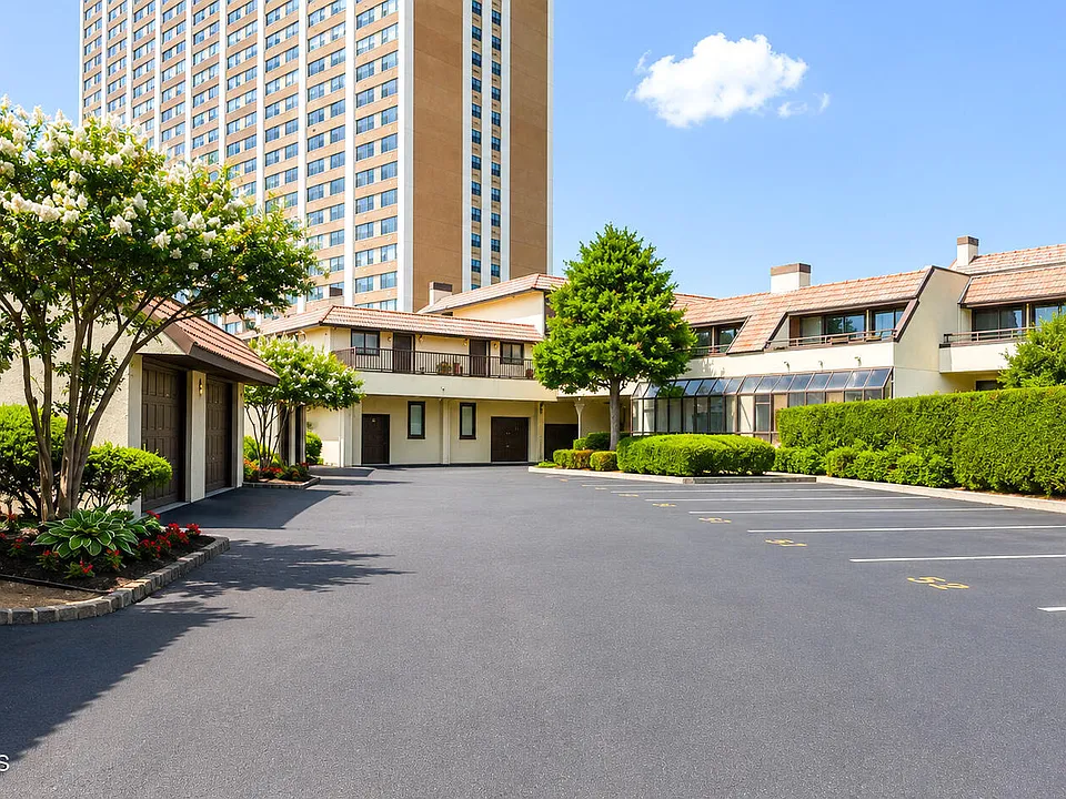 300 Gorge Rd #53