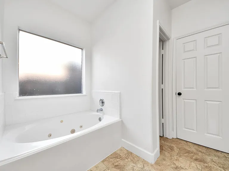 13515 Scarab Dr — Photo 16