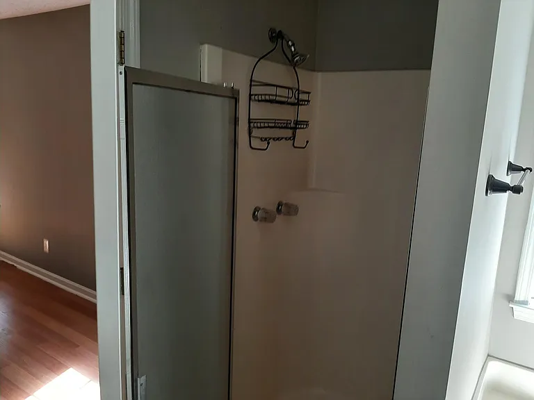 411 Hearthstone Way — Photo 11