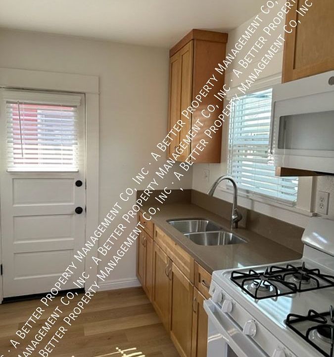 1st image of 232 Loma Ave APT D