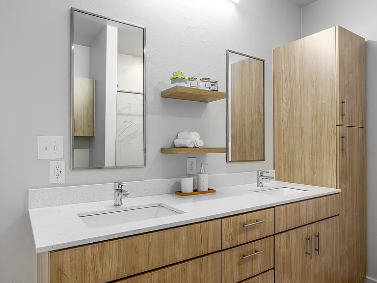 B1 Floorplan - Primary Bathroom