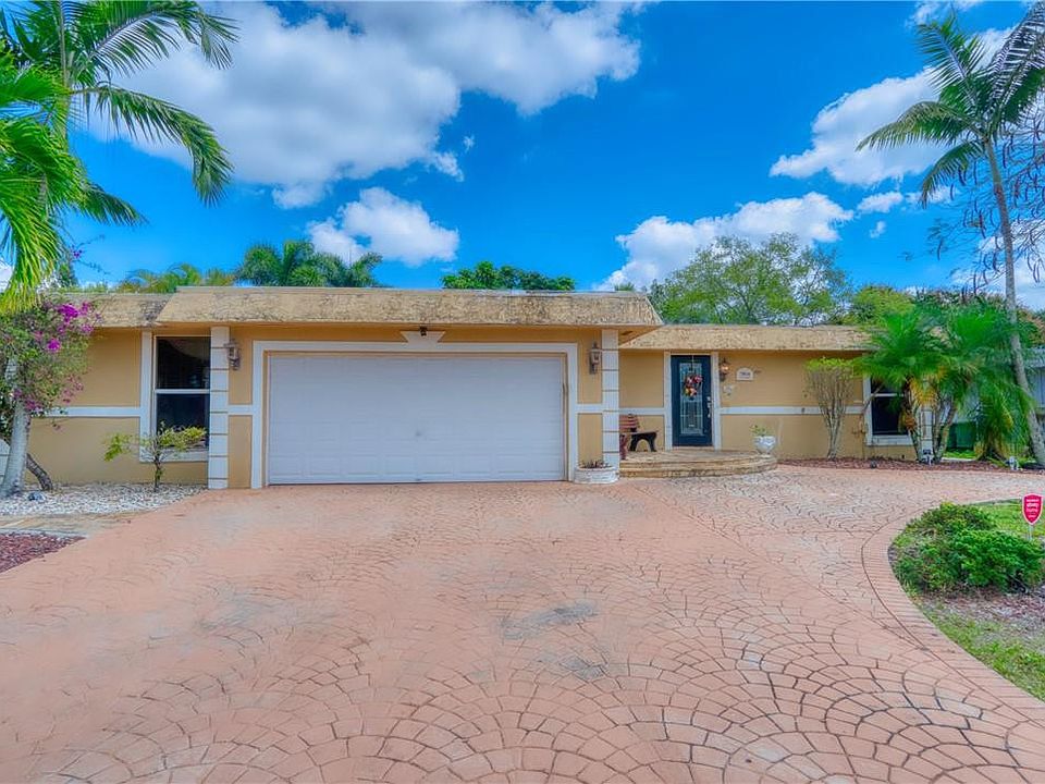1st image of 7804 NW 68 Avenue