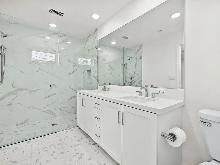 24722 Del Prado Ave #202 — Photo 13