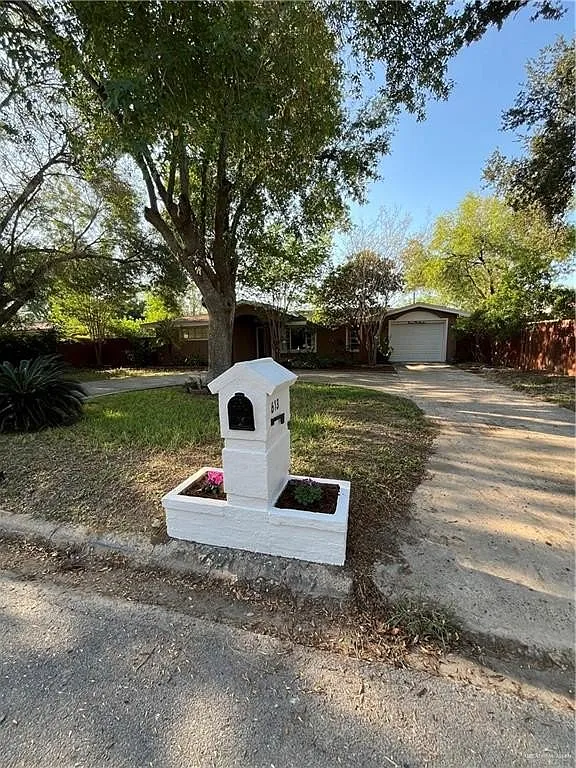613 Highland Ave — Photo 1