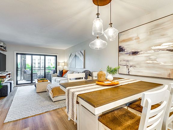 3rd image of 4263 Bay Beach Ln APT 312