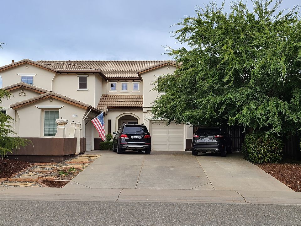 1st image of 2569 Century Oaks Dr