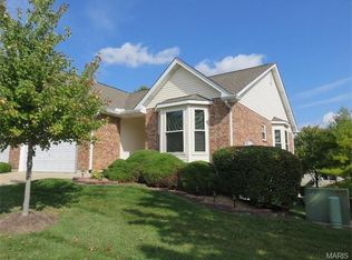 3136 Country Bluff Dr, Saint Charles, MO 63301