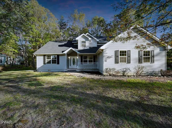 1020 Long Lake Rd, Tamiment, PA 18371