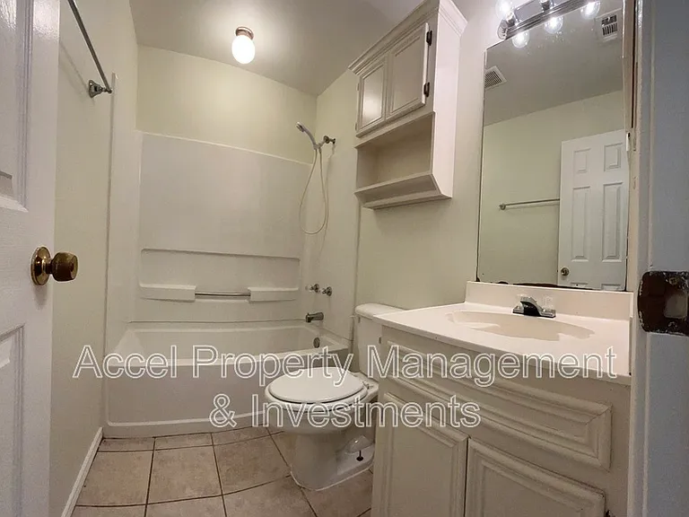 2003 Villa Linda Ave #1 — Photo 10