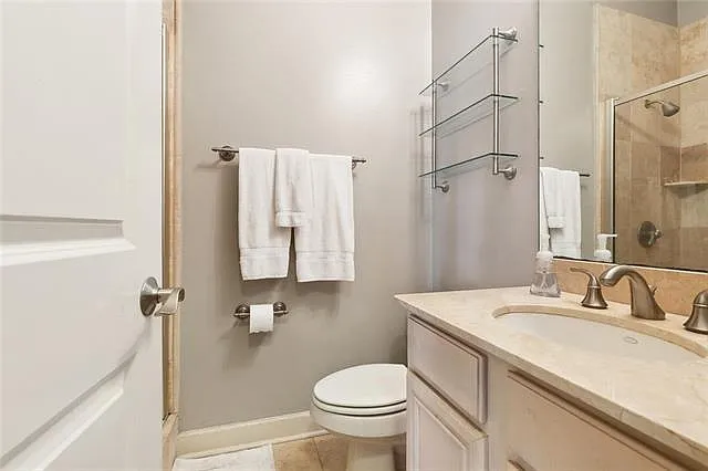 333 Julia St #509 — Photo 9