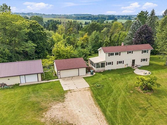 3rd image of 7475 Brookhaven DRIVE