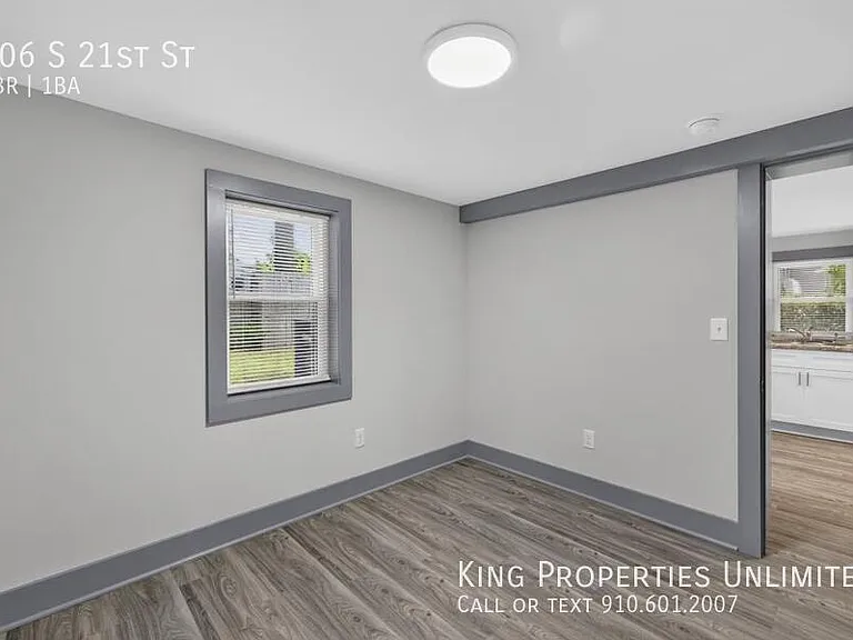 106 S 21st St — Photo 17