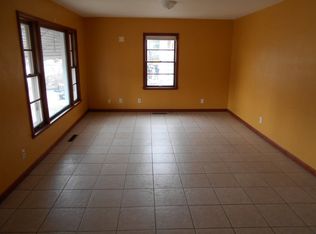 611 Gardner St, Belvidere, IL 61008