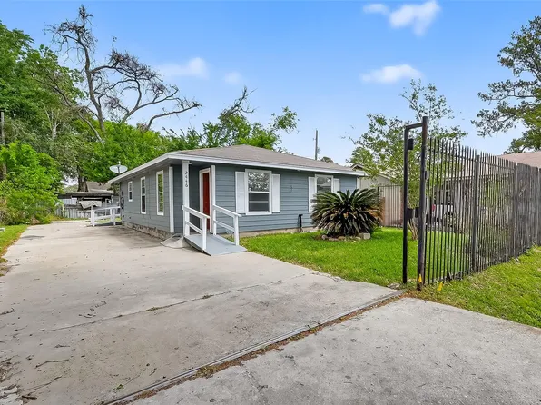 2446 Mayview Dr, Houston, TX 77091