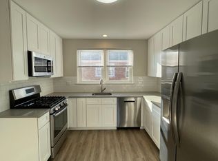 907 N Northwest Hwy APT 2, Park Ridge, IL 60068