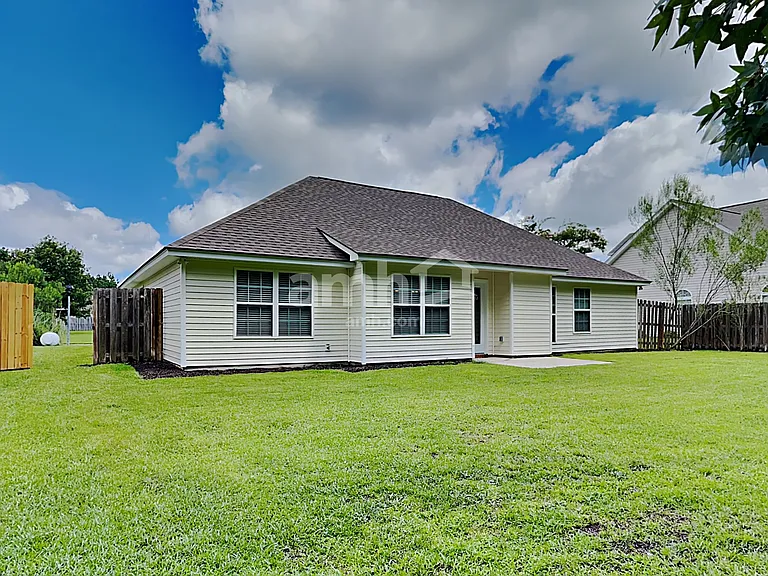 362 Stonebridge Cir — Photo 21