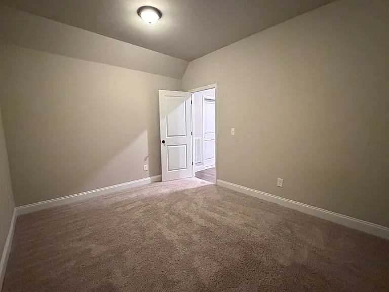 3500 Hilltop Trl — Photo 26