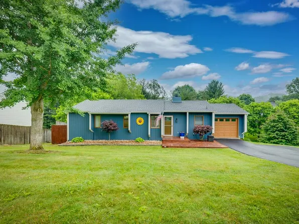 20024 Hortenstine Pl, Abingdon, VA 24211