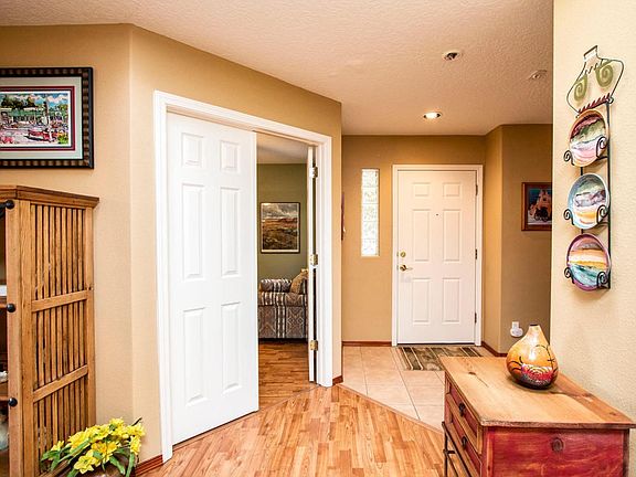 Double doors to office or bedrm 3