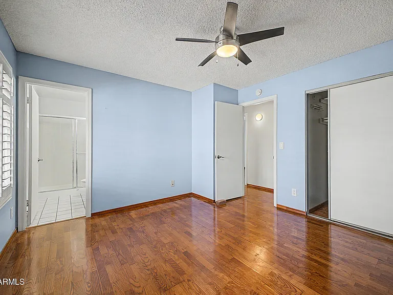 1455 W Mohawk Ln — Photo 11
