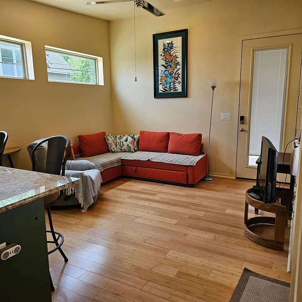1 bed, 700 sqft, $1,725 — Photo 4