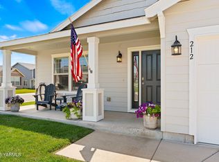 212 Golding St, Moxee, WA 98936