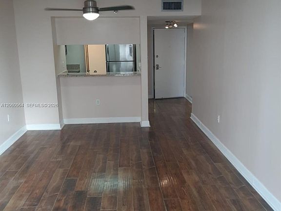 3rd image of 800 N Miami Ave #E-1001