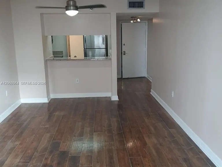 800 N Miami Ave #E-1001 — Photo 3